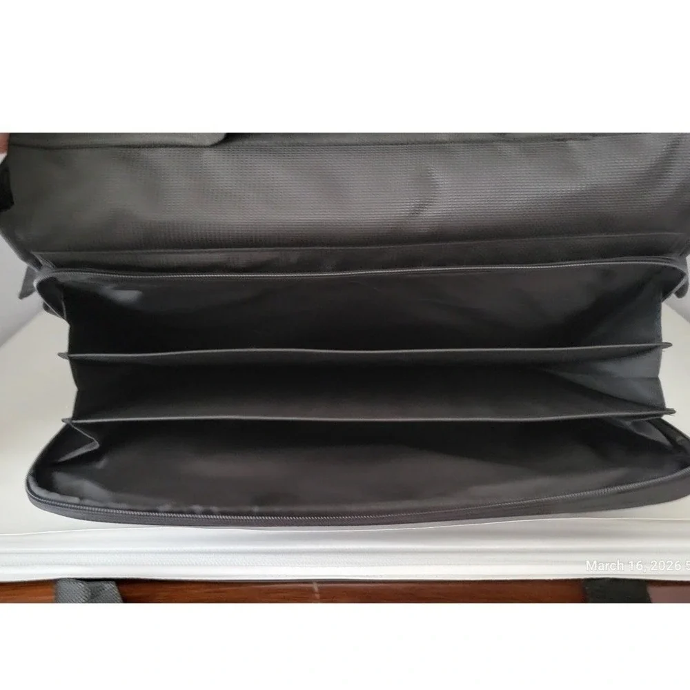 Seattle Mariners Journey Messenger Bag Mens OS‎ Black New MLB Attache 716834